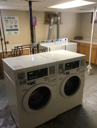 1812 Clinton Ave, Minneapolis MN 55404-4712 exterior