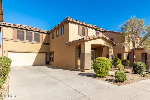 17211 185th Dr, Sun City, AZ 85374-3928