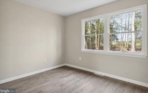 900 Short Ln, Seaford DE  19973-1136 exterior