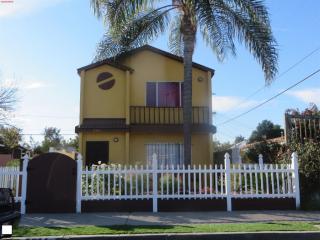 2314 108th St, Los Angeles, CA 90059-1404