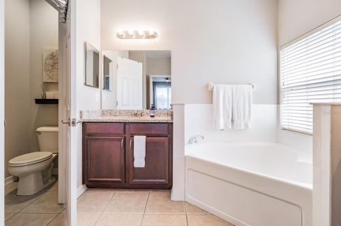 5725 Justicia Loop, Land O Lakes FL  34639-2706 exterior