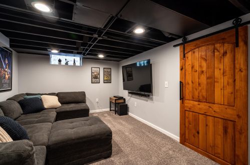 200 79, Milwaukee WI 53219-1707 exterior