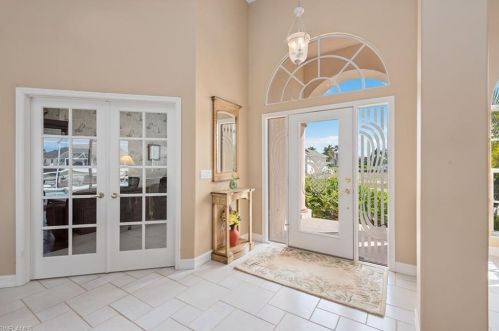 438 Waterleaf Ct, Marco Island, FL 34145-2704