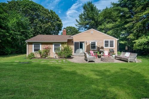 600 Corey Creek Ln, Southold NY  11971-4809 exterior