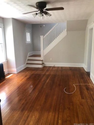 398 Milford Point Rd, Milford CT  06460-5337 exterior