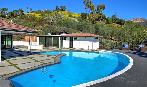 8 Celine Dr, Santa Barbara CA  93105-1911 exterior