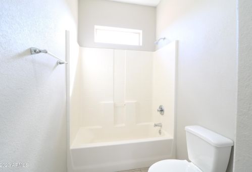 18522 20th Pl, Phoenix AZ  85022-1423 exterior