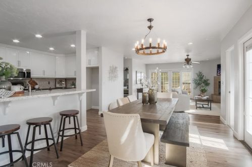 4264 Pepperwood Ave, Long Beach CA  90808-1534 exterior