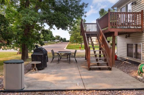 249 Ash Cir, Sartell MN  56377-1799 exterior