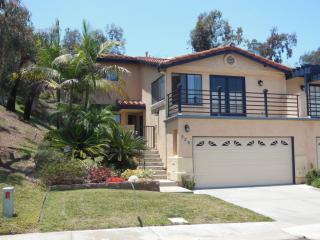 528 Forrest Blf, Encinitas CA  92024-5829 exterior