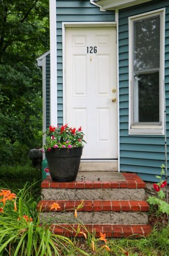 126 Haverhill Rd, Salem, NH 03079-1239