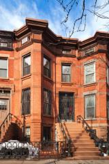 366 6th Ave, Brooklyn, NY 11215-3330