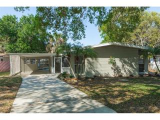 209 Sylvia Cir, Lakeland, FL 33813-1069