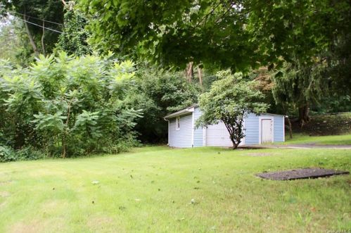 369 Route 17, Tuxedo Park NY  10987-4306 exterior