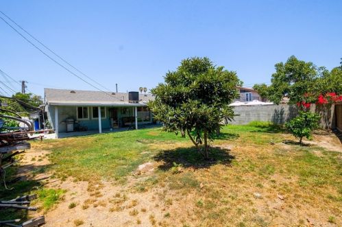 8350 Norwalk Blvd, Whittier CA 90606-3310 exterior