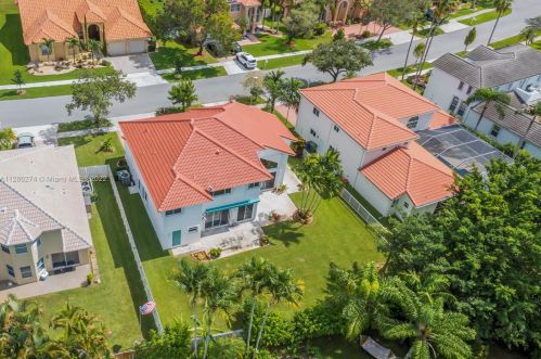 1120 179 Ave, Hollywood FL 33029-3053 exterior