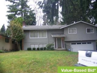 815 Maplewood Ave, Kent, WA 98030-6342