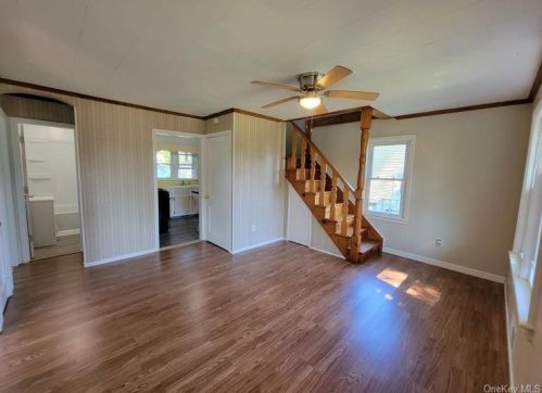 82 Ridgewood Ave, Middletown NY  10940-3415 exterior