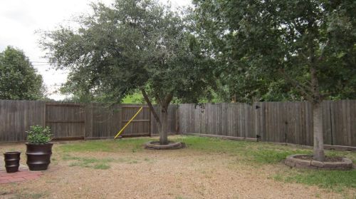 410 Price Dr, Dinsmore, TX 77488-4531