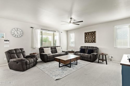 4009 79th Dr, Phoenix AZ  85043-3502 exterior