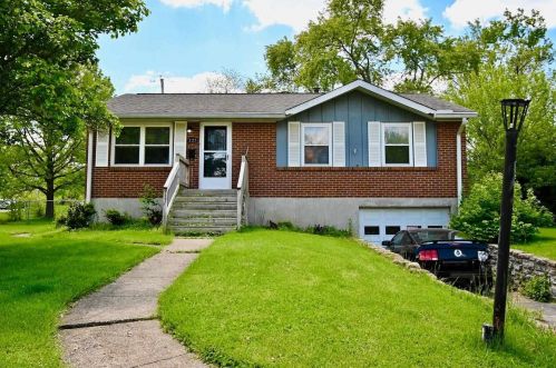 225 Caldwell Dr, Covington, KY 41018-1912