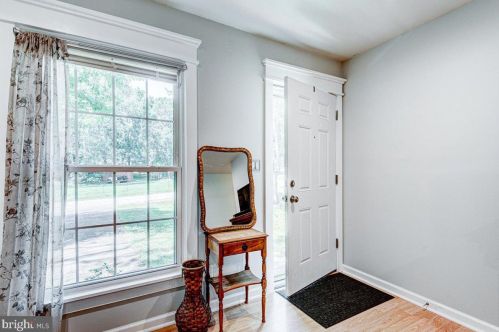 304 Albany St, Fredericksburg VA  22407-6304 exterior