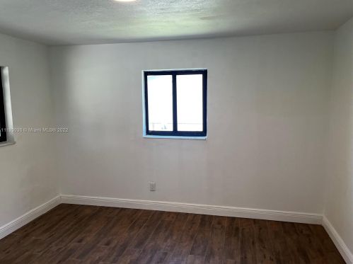 7020 27th Ct, Hollywood FL  33023-3706 exterior