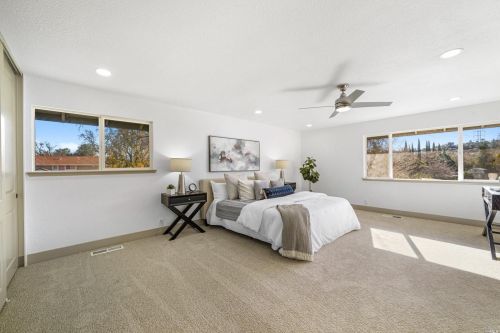 278 Cheyenne Dr, Vacaville CA  95688-2412 exterior