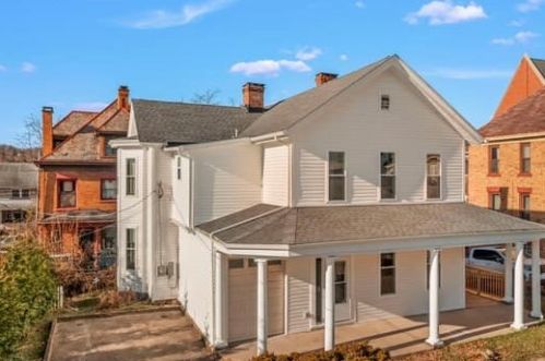 110 4th St, West Newton, PA 15089-1314