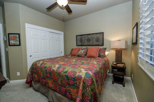 1955 Tuolumne Rd, Turlock CA  95382-8912 exterior