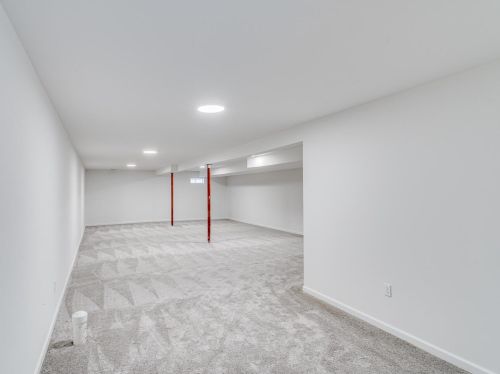 450 Pickett Dr, Covington KY  41011-1861 exterior