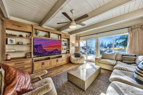 544 Tahoe Keys Blvd, South Lake Tahoe CA  96150-3313 exterior