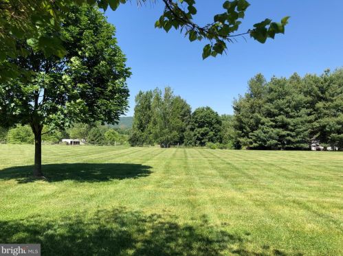 38443 Morrisonville Rd, Lovettsville VA  20180-3103 exterior