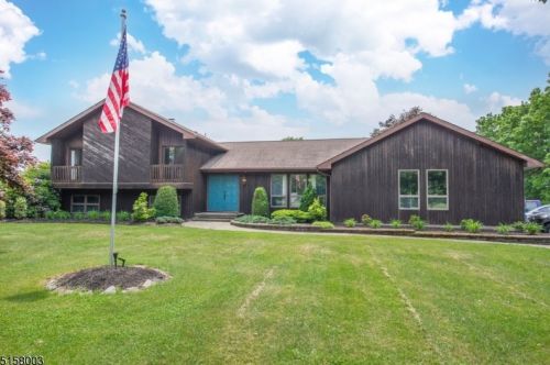133 Holland Rd, Wantage, NJ 07461-2840