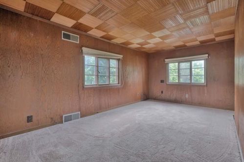 205 Woodland Ave, Glenshaw PA  15116-2010 exterior