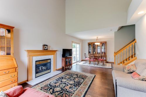 6877 Benton Way, South Saint Paul, MN 55076-1917