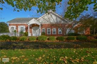 62 Quogue St, Quogue, NY 11959-9500
