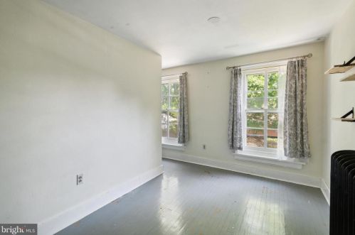 127 Bellevue Ave, Langhorne PA 19047-5264 exterior