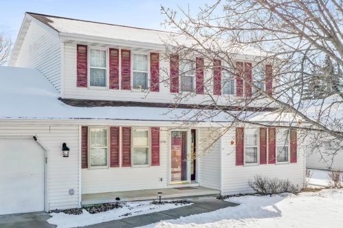 1350 Hillcrest Hts, Green Bay, WI 54313-7220