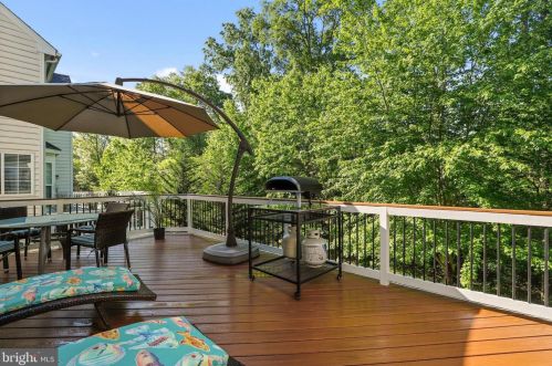 14149 Murphy Ter, Gainesville VA  20155-1725 exterior