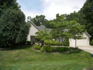 24 Marquette Ct, Crossville, TN 38558-6471