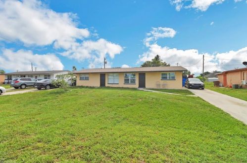 20 Westminster St, Lehigh Acres, FL 33936-6512