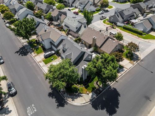 2800 Belharbour Dr, Modesto CA  95355-9201 exterior
