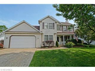 36635 Garretts Cove Dr, Willoughby, OH 44095-5404