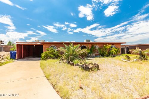 9830 Mary Dr, Tucson, AZ 85730-1416