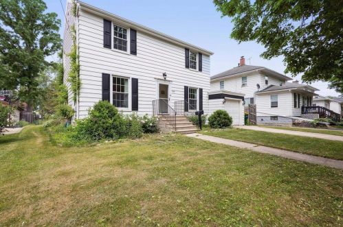 930 Bond St, Green Bay, WI 54303-3679