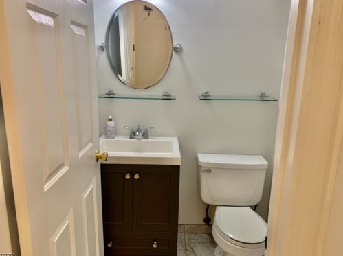 1904 Appleton Way, Whippany NJ  07981-1779 exterior