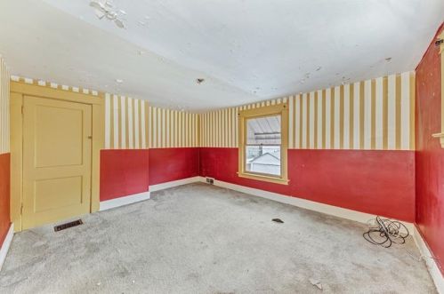 328 11th Ave, New Brighton PA  15066-1439 exterior