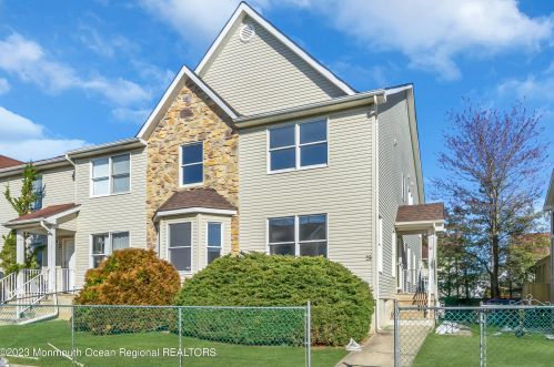 23 Kletsk Hl Rd, Lakewood NJ  08701-2971 exterior