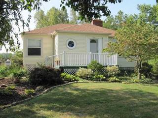 221 Carpenter Rd, Columbus, OH 43230-2617